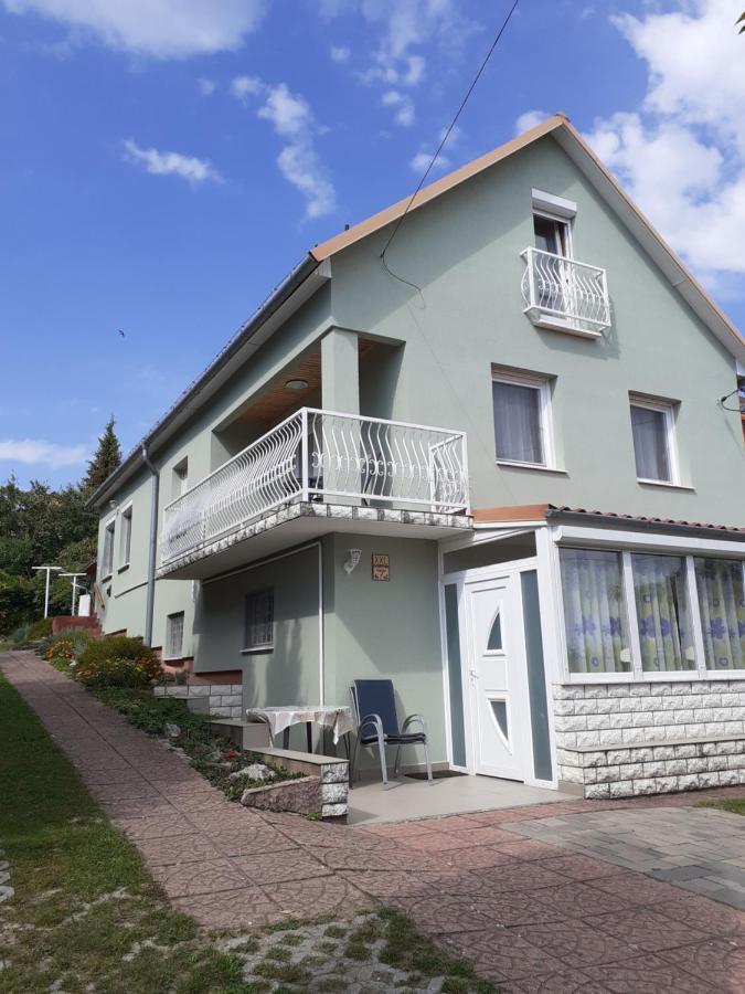 Xxl Apartman Zalakaros Buitenkant foto