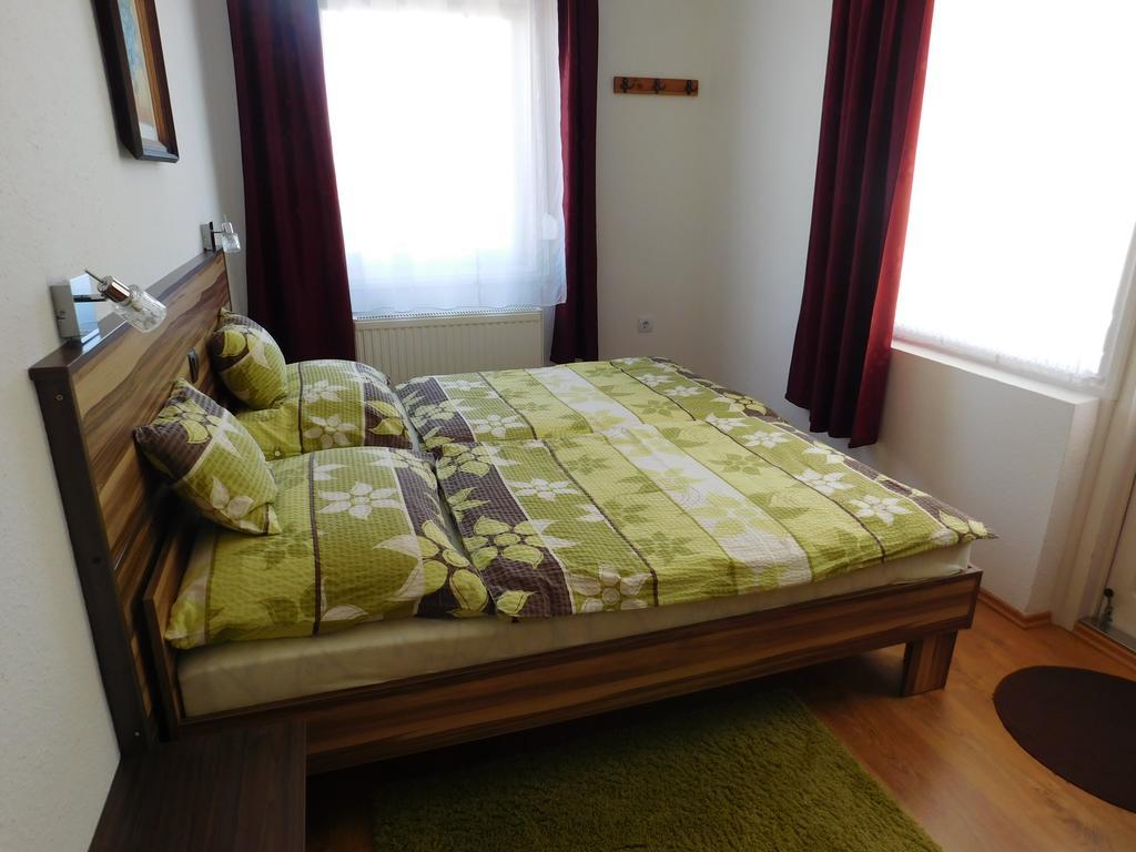 Xxl Apartman Zalakaros Buitenkant foto